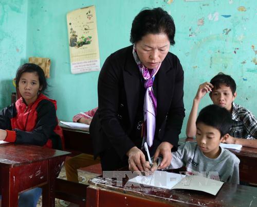 Người mẹ hiền của hàng trăm học sinh khuyết tật ảnh 1
